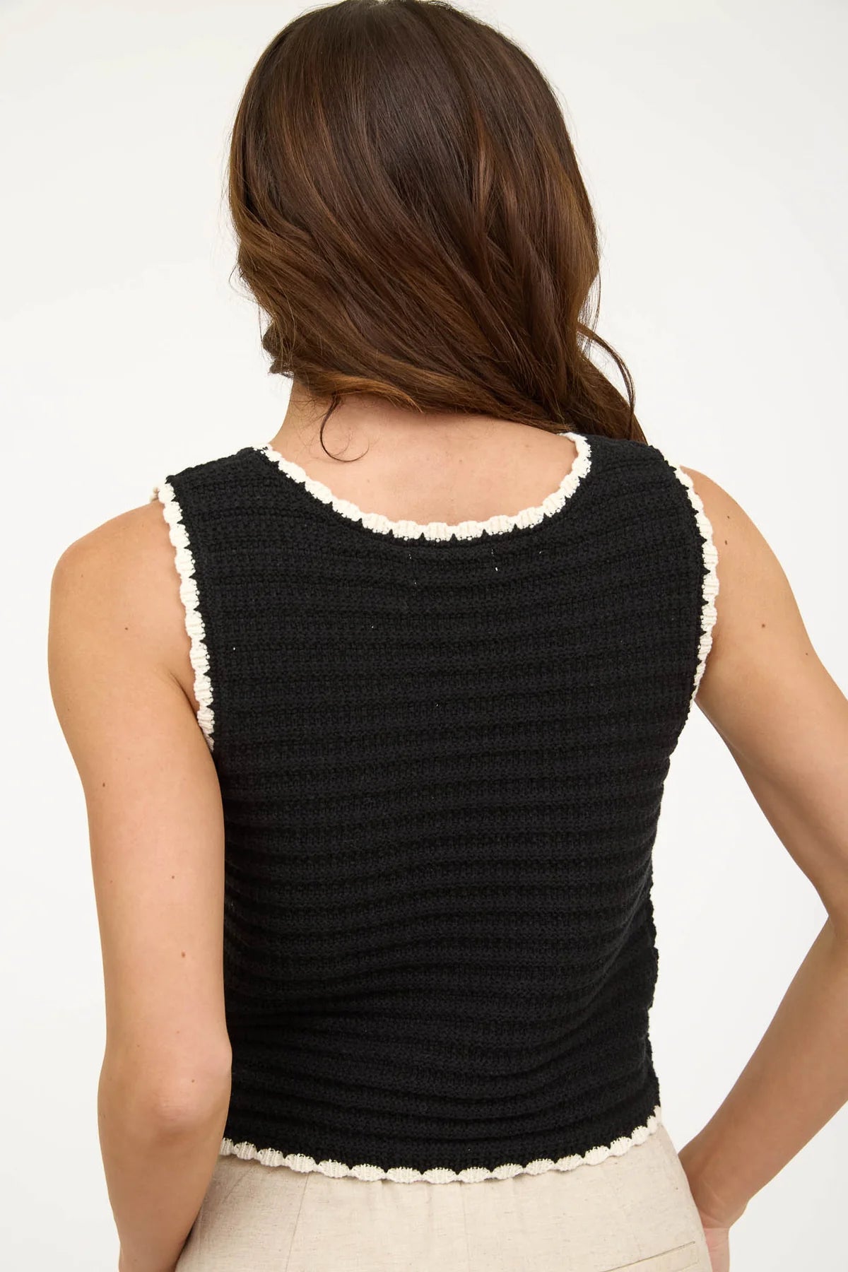 Contrast Trim Crochet Knit Sleeveless Top